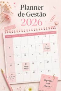 Un planner 2026 personnalisé avec des illustrations de chatons sur une table en bois.