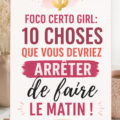 Femme souriante en train de préparer son petit-déjeuner sain le matin.