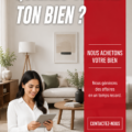 Femme souriante en train de préparer sa maison pour la vente.